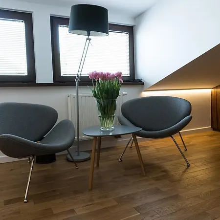 Parkhill Aparthotel 3*