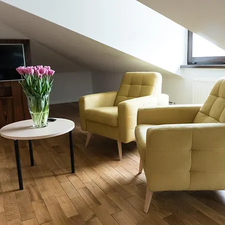Aparthotel Parkhill 3*